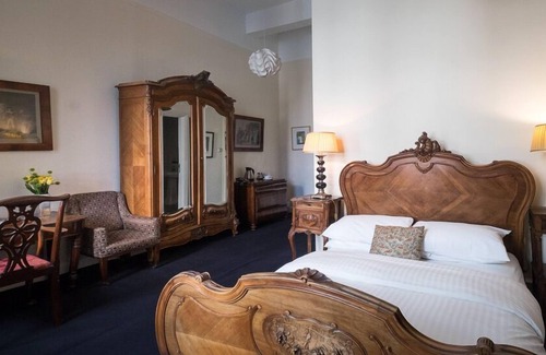 Liverpool City Centre Hotel | The Racquet Club Hotel