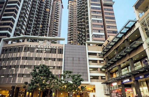 Pasay Apartment | The Radiance Manila Bay