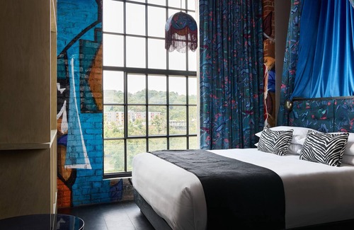 Asheville Hotel | The Radical Asheville, Tapestry Collection by Hilton