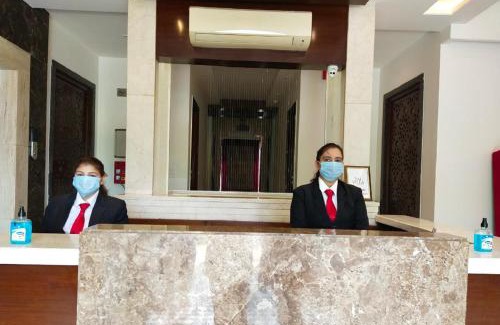 Taj Ganj Hotel | The Raj Vilas
