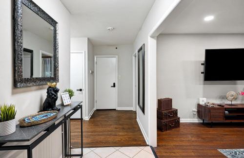 Collier Heights House | The Ranch on 703