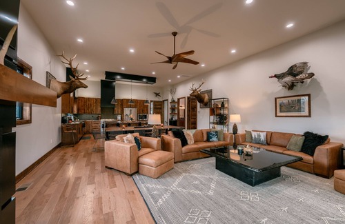 Mountain Home Cabin | The Range at Glo-Rock Ranch