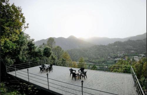 Kaul House | The Rasberry Homestay Villa