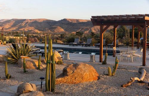 Pioneertown House | The Raven By The Cohost Company