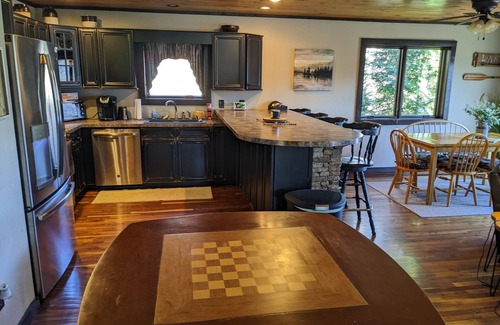 Butler Ski Chalet | The Raven Mountain Lake House