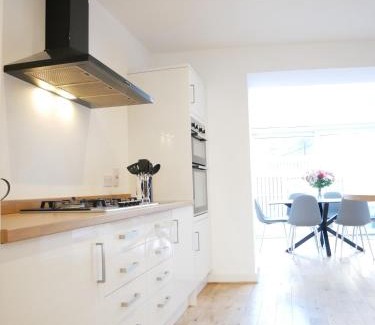 Newland Near Ulverston House | The Ravens Inn, 4 - Bed, Sleeps 6, Pets Welcome