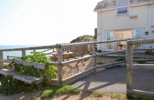 Chillington House | The Reach