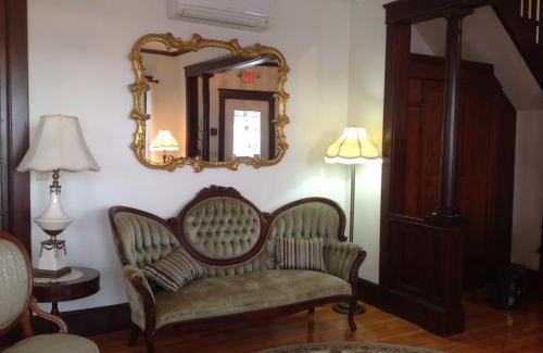 Old Orchard Beach Bed & Breakfast | The Rebekah Inn