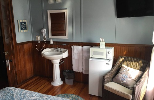 Old Orchard Beach House | The Rebekah Inn