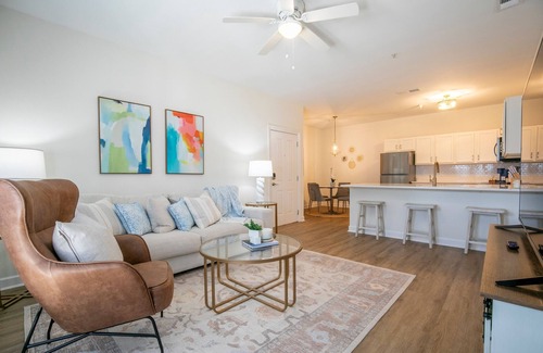 Oxford House | The Rebel Roze, Discounted rate for LSU game day!