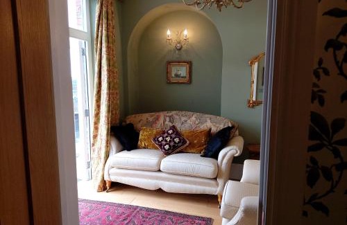 Lincoln Apartment | The Rector's Retreat at the Old Vicarage