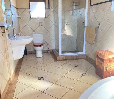 Phalaborwa Apartment | The Red room Serengeti sands