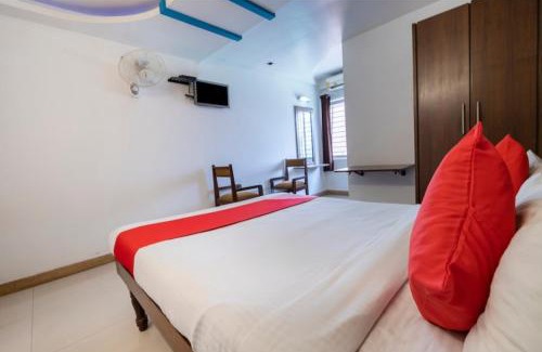 Marathahalli Hotel | The Red Velvet