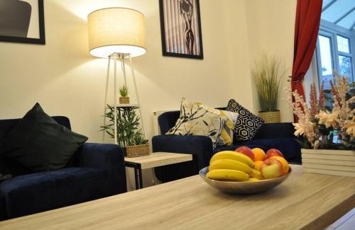 Swindon House | The RedBridge House