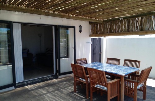 St. Helena Bay House | @ the reef Holiday Home