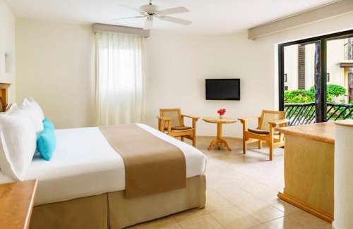 Playacar Resort | The Reef Playacar Beach Resort & Spa-Optional All Inclusive
