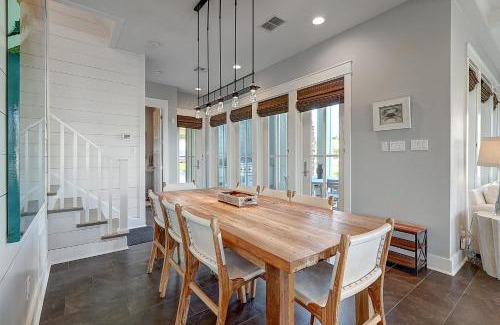 Cinnamon Shore House | The Reel Deal 222 GR