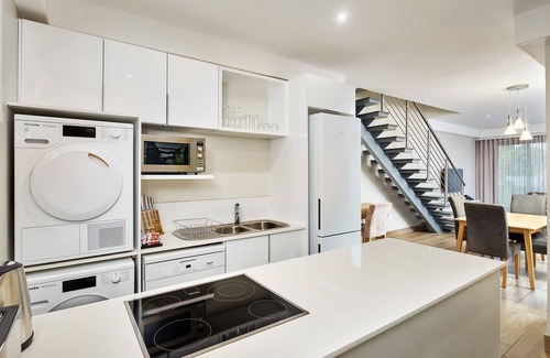 Pretoria Hotel | The Regency Apartment Hotel Menlyn