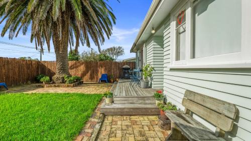 Mount Maunganui House | The Remodelling Room - Mount Maunganui Cottage