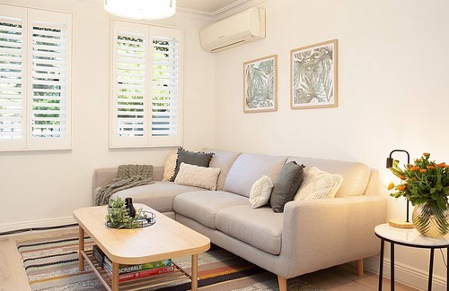 Alexandria House | The Renwick House in Cosmopolitan Alexandria