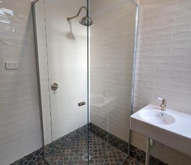 Sydney Central Business District Hotel | The Resch House