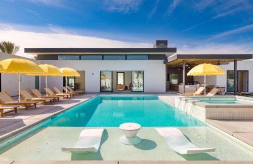 La Quinta Villa | The Reserve at Polo Villas by AvantStay Luxe Desert Retreat with Mountain Views