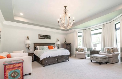Keene House | The Reserve: Bourbon Country's Luxury Pool Estate