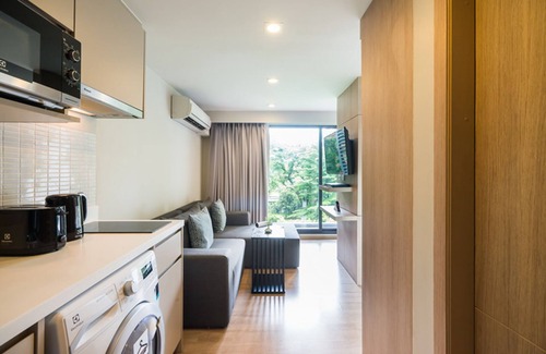 Khlong Tan Nuea Hotel | The Residence on Thonglor by UHG