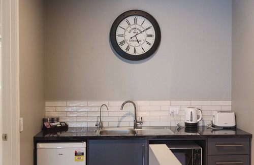 Fitzroy Apartment | The Residence - Studio Apartment - Fitzroy