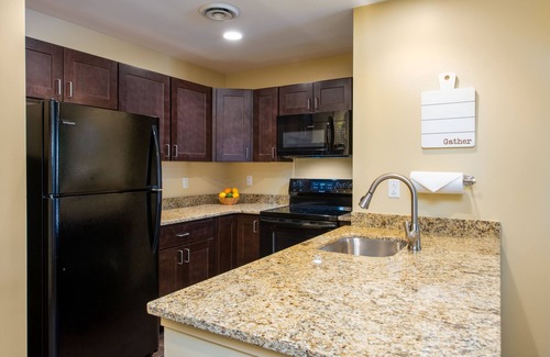 Sevierville Hotel | The Resort at Governor's Crossing