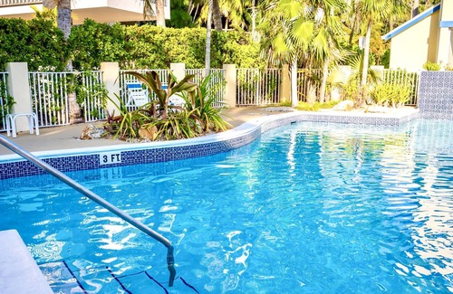 Rum Point Condo | The Retreat #17 Two Bedroom Ocean View at Rum Point