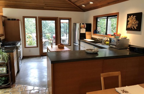 Vashon Island House | The Retreat at Judd Creek on Vashon Island, Washington