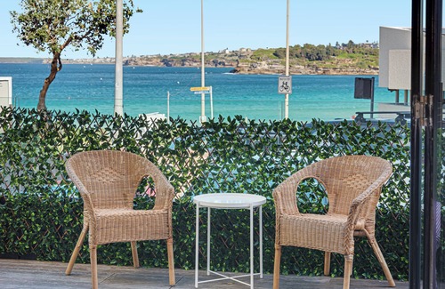 North Bondi Apartment | The Retreat: Beachfront View + Offstreet parking