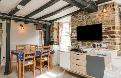 Appledore House | The Retreat