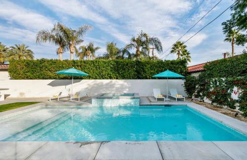 Tahquitz River Estates House | The Retreat on Mesquite - 5BR Perfect Group Getaway