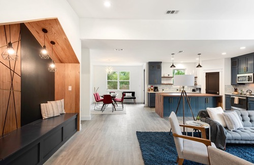 Lexington House | The Retreat Out East