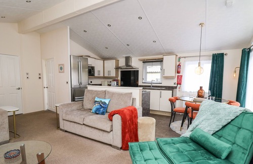 Felinfach Cottage | THE RETREAT, pet friendly, with a garden in Llanarth