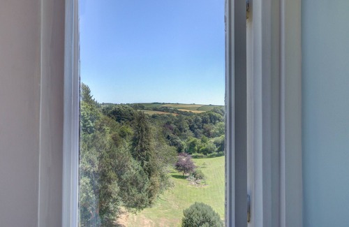 Chillington Apartment | The Retreat - Two Bedroom Apartment, Sleeps 4