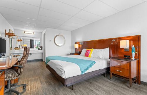 Branson Theater District Hotel | The Retro Hotel