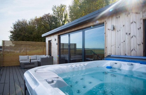 Llangennith Apartment | The Rhossili Bay Secret - 1 Bed Cabin - Landimore