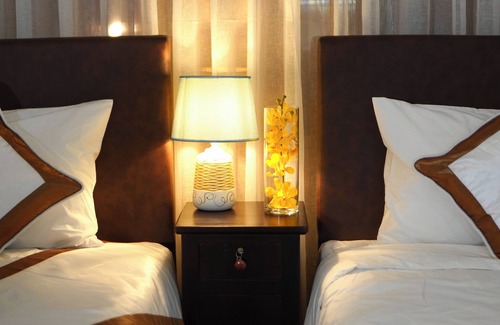 Downtown Ho Chi Minh City Hotel | The Rice De Tham Hotel