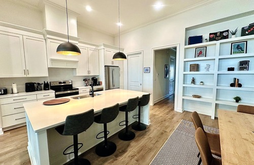 Prospect Apartment | The Rickhouse Apartment