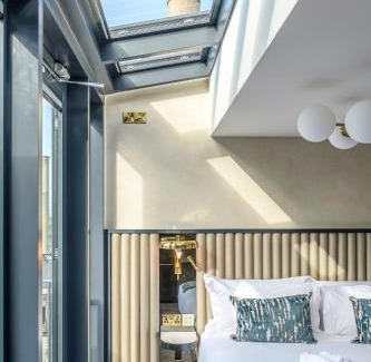 New Town Apartment | The RÌGH Penthouse Suite