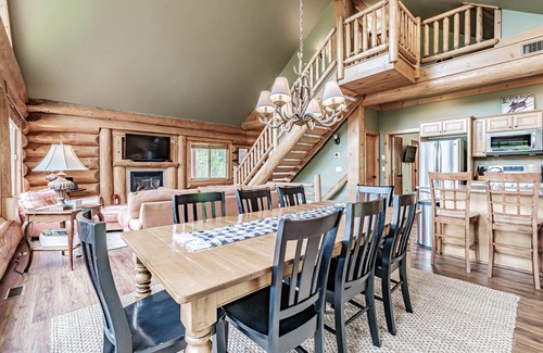 Sunday River Area Cabin | The Right Stuff Rental - Custom log home nestled in the trees! Minutes to Sunday River!