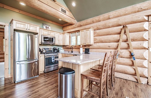 Sunday River Area Cabin | The Right Stuff Rental - Custom log home nestled in the trees! Minutes to Sunday River!
