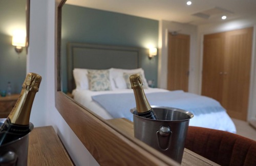 Coltishall House | The Rising Sun