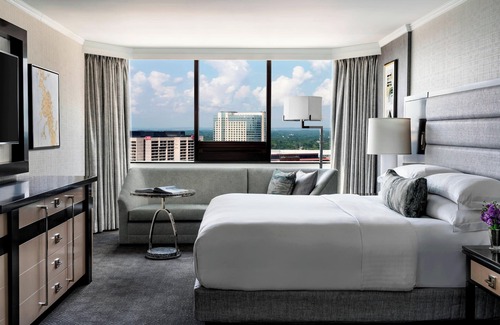 Peachtree Center Hotel | The Ritz-Carlton, Atlanta