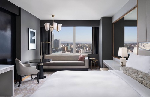 Downtown Los Angeles Hotel | The Ritz-Carlton, Los Angeles