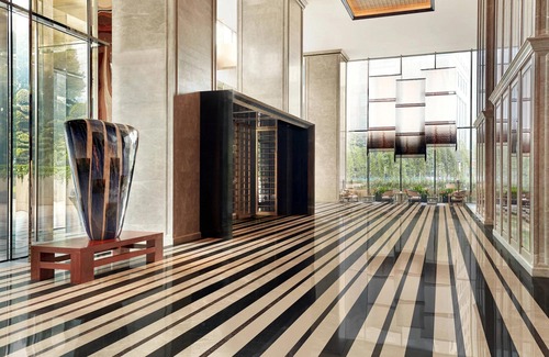 Xinjiekou Hotel | The Ritz-Carlton, Nanjing