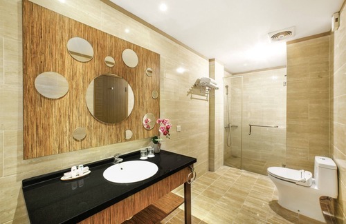 Legian City-Centre Hotel | The Rivavi Legian